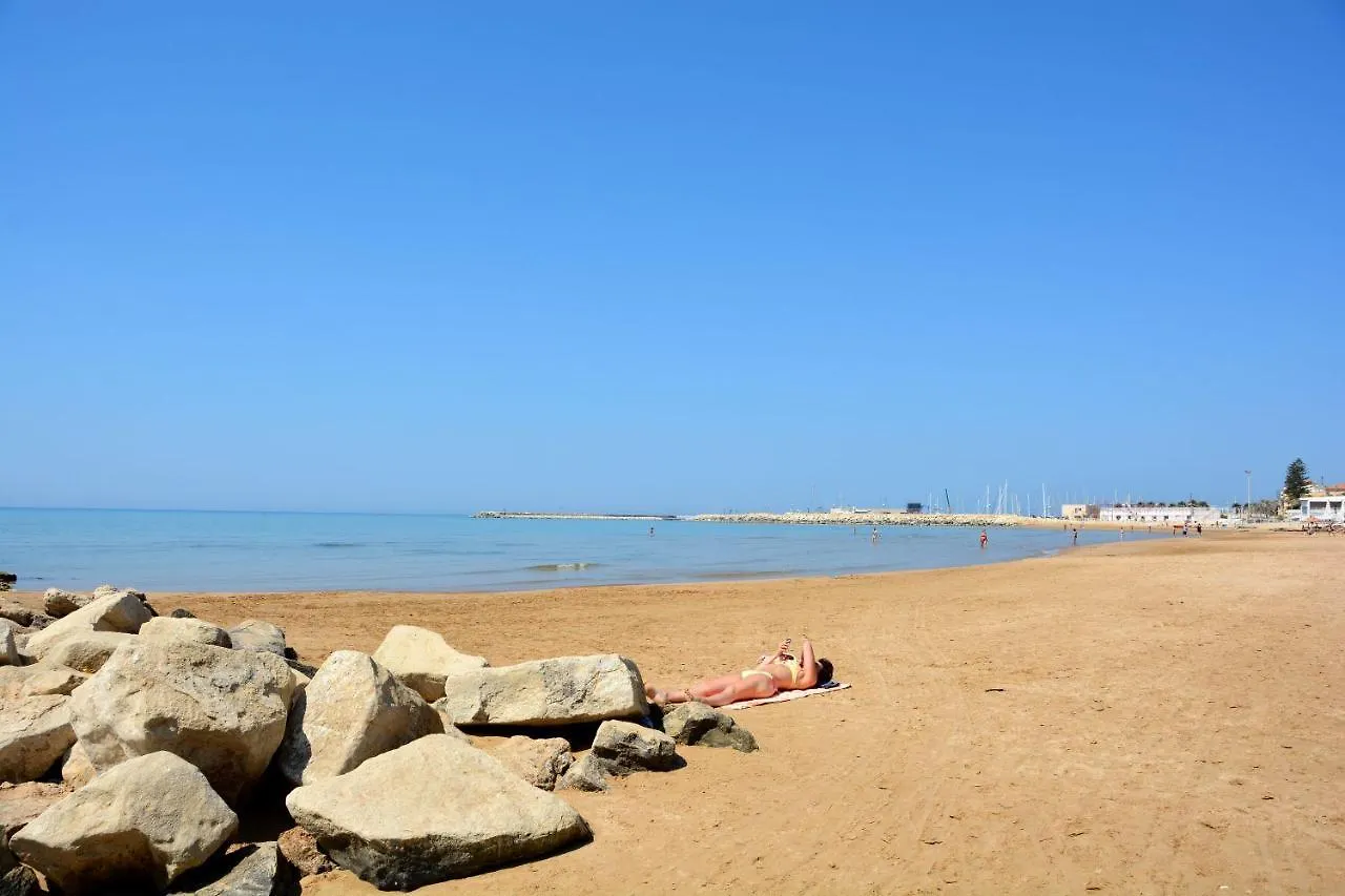 Fly Home Sicily Marina di Ragusa